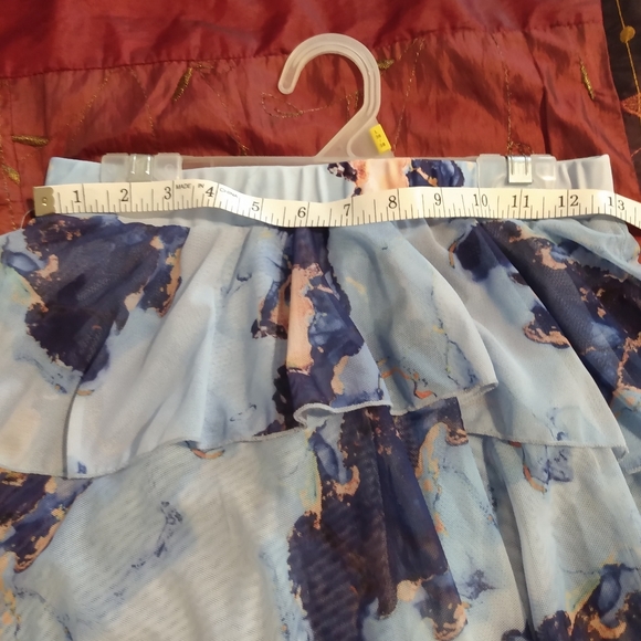 Blue Abstract Pattern 2pc Top and Skirt Swimsuit Set - Picture 4 of 12